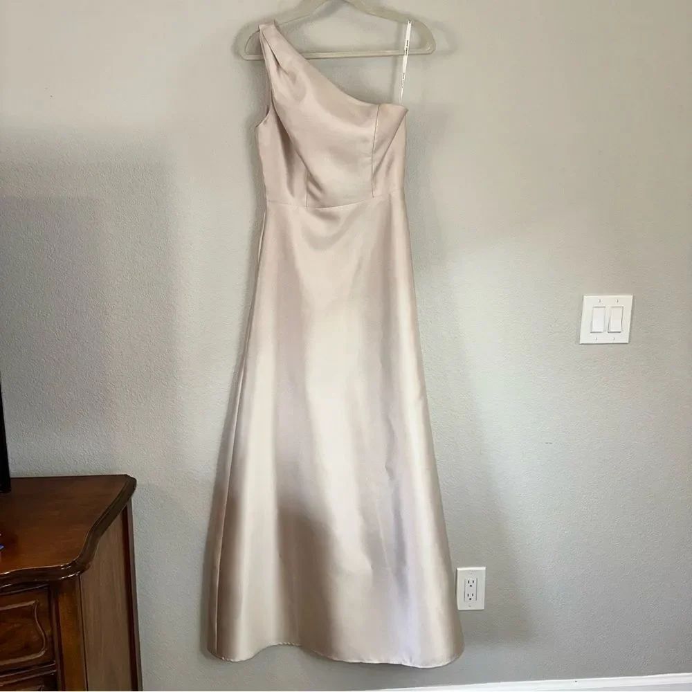 Alfred Sung D794 Women’s Bridesmaid Dress in Champagne Worn Once - see notes